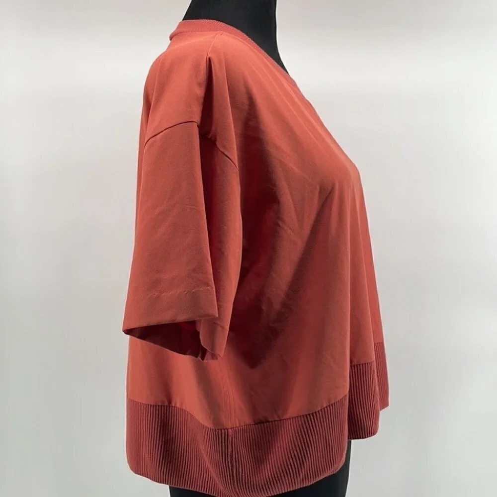 Athleta short sleeve shirt orange top sz sm workout casual wear